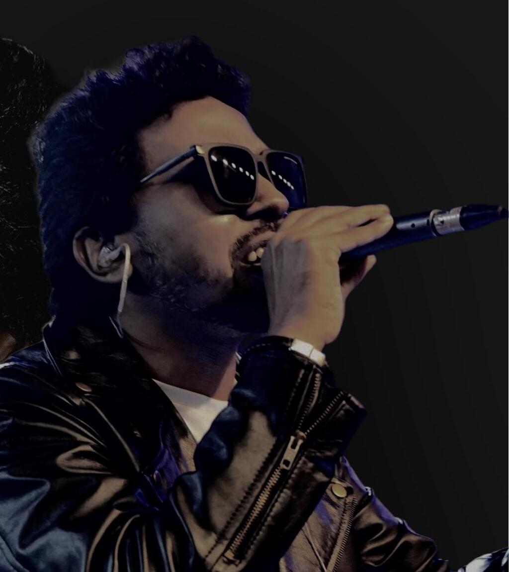 Belal Khan performing live